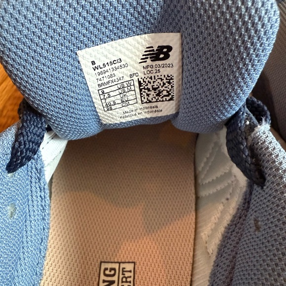 New Balance 515 Blue, Pink, and White Sneakers - Picture 7 of 8